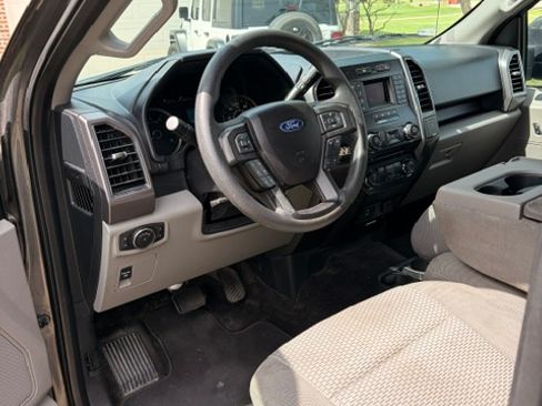 Used 2018 Ford F150 XLT RWD image 11