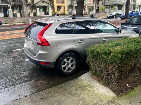 Used 2011 Volvo XC60 3.2 AWD/4WD image 17