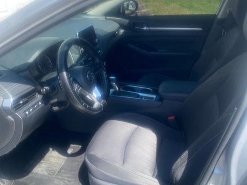 Used 2020 Nissan Altima 2.5 SV image 8