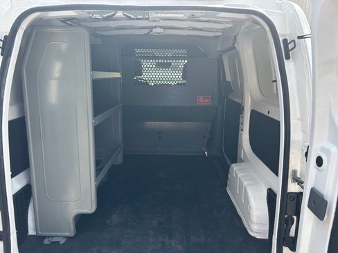 Used 2020 Nissan NV200 SV w/ Back Door Glass Package FWD image 5
