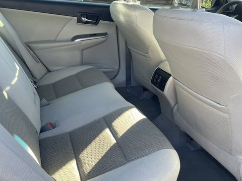 Used 2013 Toyota Camry XLE image 5