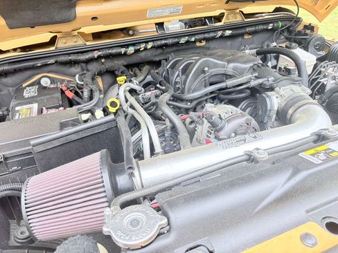 Used 2013 Jeep Wrangler Unlimited Sahara w/ Mopar Chrome Edition Group AWD/4WD image 16