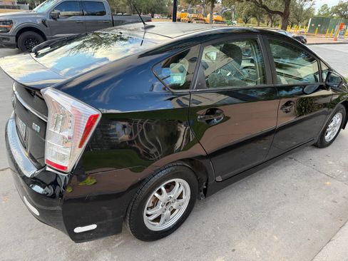 Used 2010 Toyota Prius Two image 9