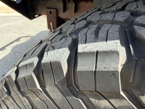 Used 2012 Jeep Wrangler Sport AWD/4WD image 9