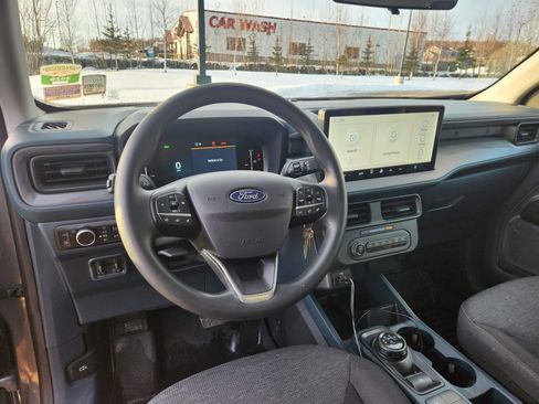 Used 2025 Ford Maverick XL w/ Equipment Group 101A image 6