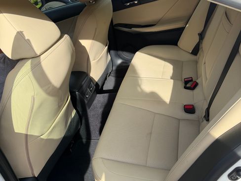 Used 2014 Lexus IS 250 AWD w/ Navigation Package image 8
