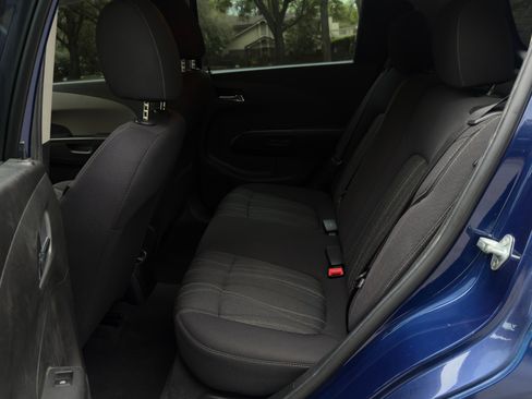 Used 2013 Chevrolet Sonic LT image 8