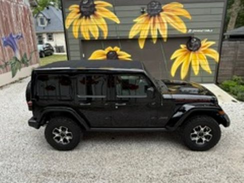 Used 2021 Jeep Wrangler Unlimited Rubicon AWD/4WD image 4