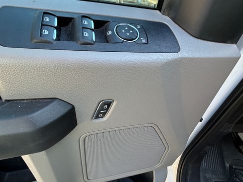 Used 2020 Ford F250 XL w/ STX Appearance Package image 22