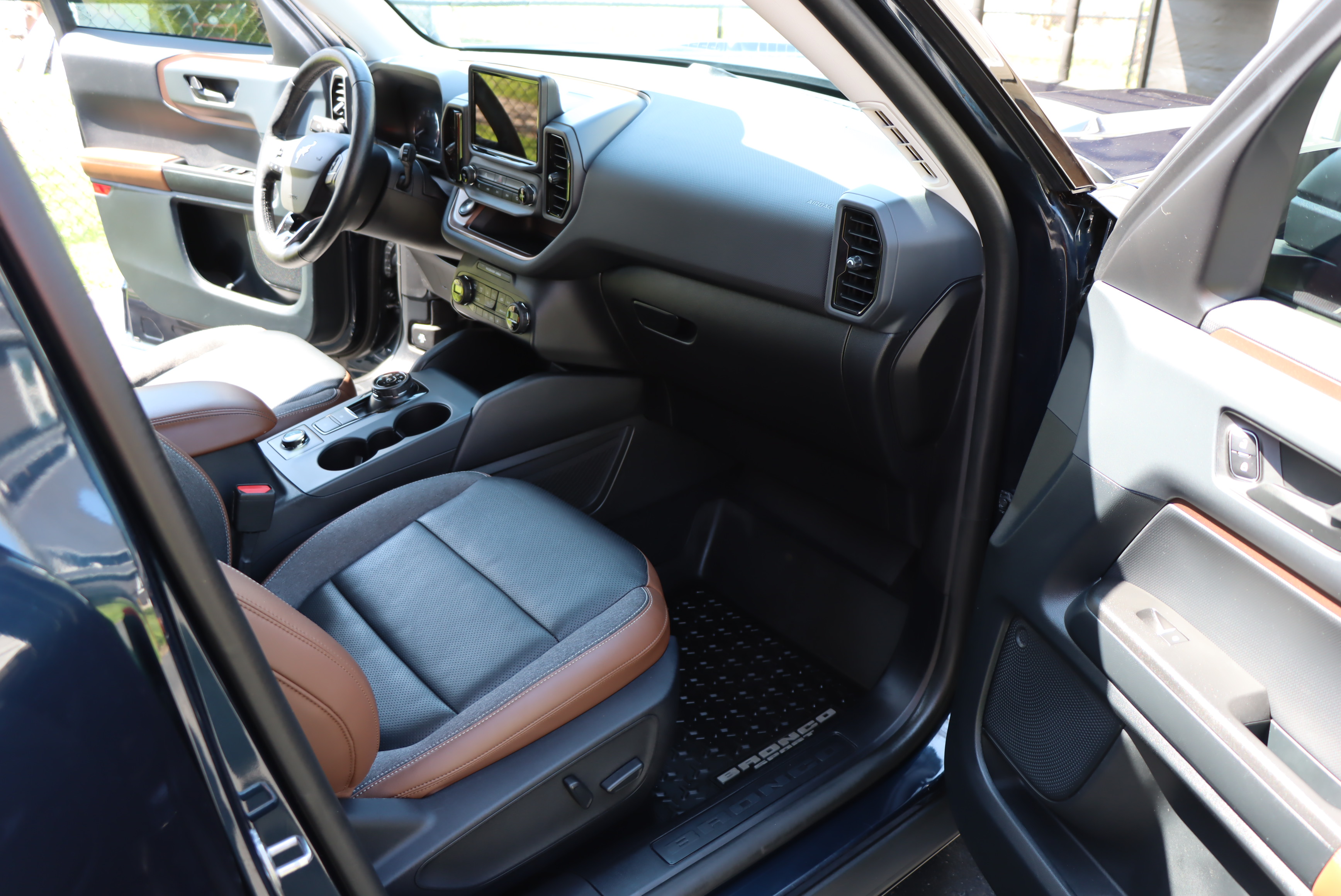 Used 2021 Ford Bronco Sport Outer Banks AWD/4WD image 14