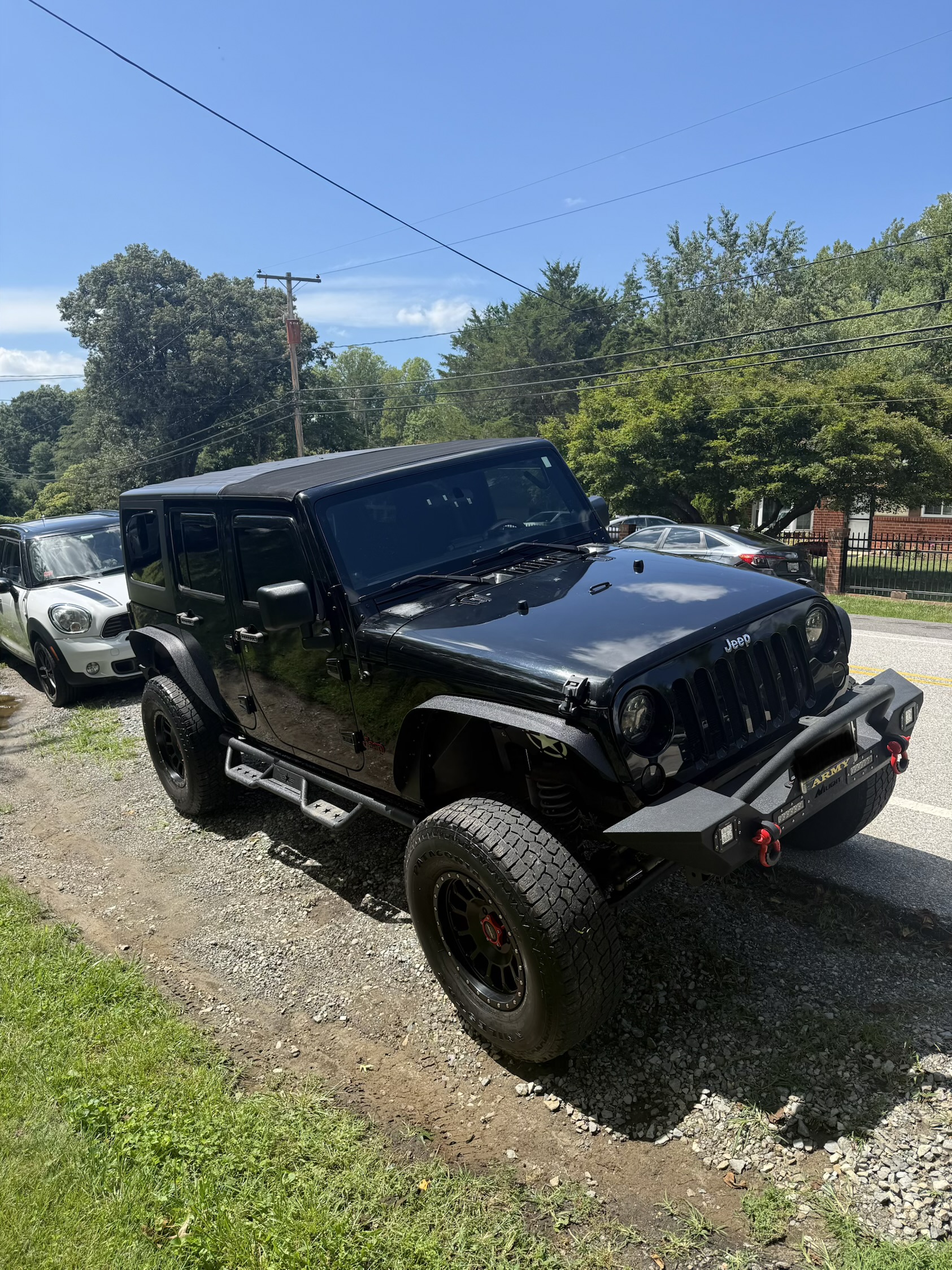 Used 2011 Jeep Wrangler Unlimited Sport AWD/4WD image 5