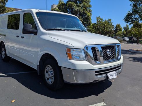 Used 2013 Nissan NV 2500 SV w/ Technology Pkg RWD image 1