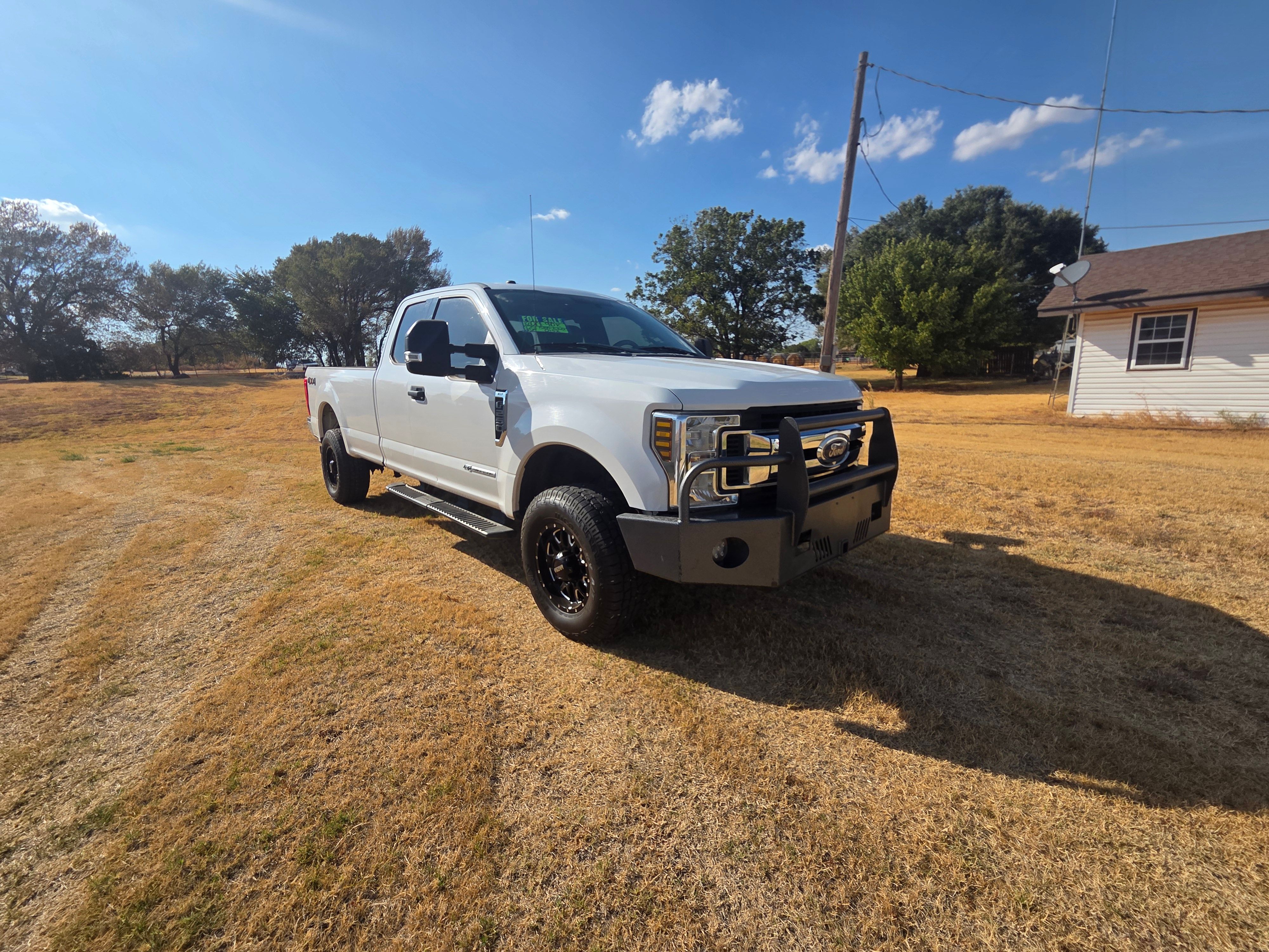Used 2019 Ford F250 XLT w/ XLT Value Package AWD/4WD image 1