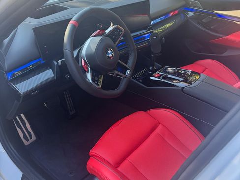 Used 2026 BMW M5 w/ Carbon Package image 11