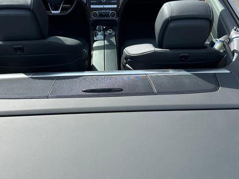 Used 2018 Mercedes-Benz SL 550 image 8