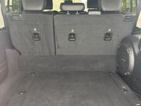 Used 2021 Jeep Wrangler Unlimited Rubicon 4xe w/ Steel Bumper Group image 14