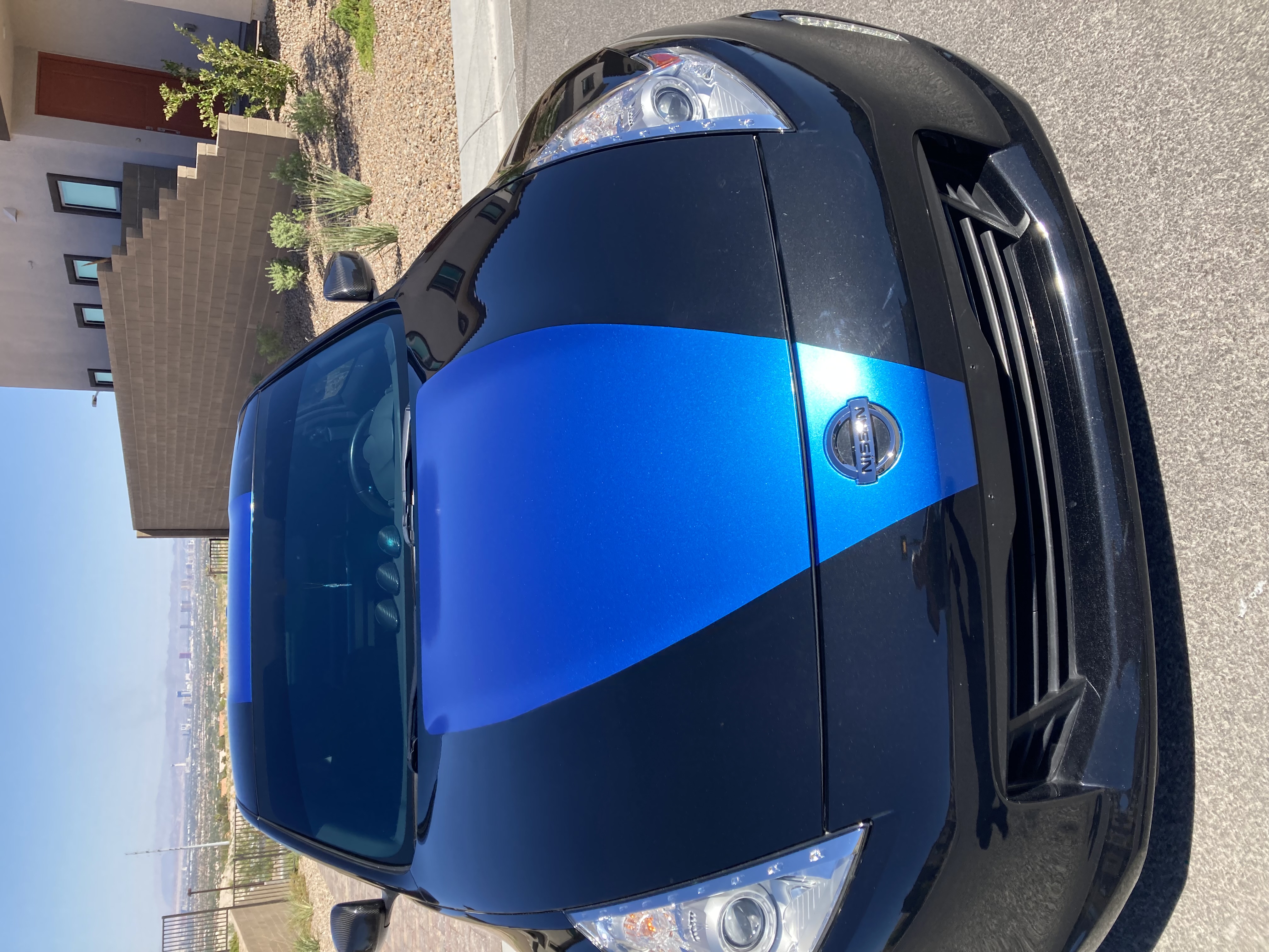 Used 2014 Nissan 370Z Touring w/ Sport Package RWD image 1