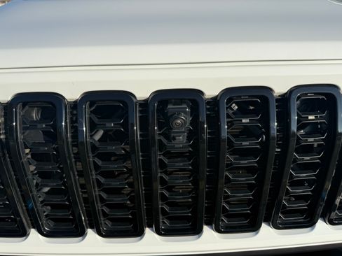 Used 2024 Jeep Wrangler Unlimited Sahara w/ Technology Group image 23