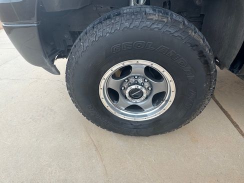 Used 2005 Ford Excursion Limited image 11