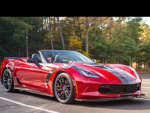 Used 2015 Chevrolet Corvette Z06 w/ 3LZ Preferred Equipment Group image 1