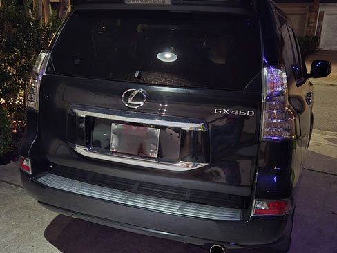 Used 2015 Lexus GX 460 w/ Premium Package image 6