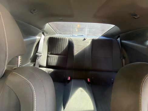 Used 2011 Chevrolet Camaro LS RWD image 18