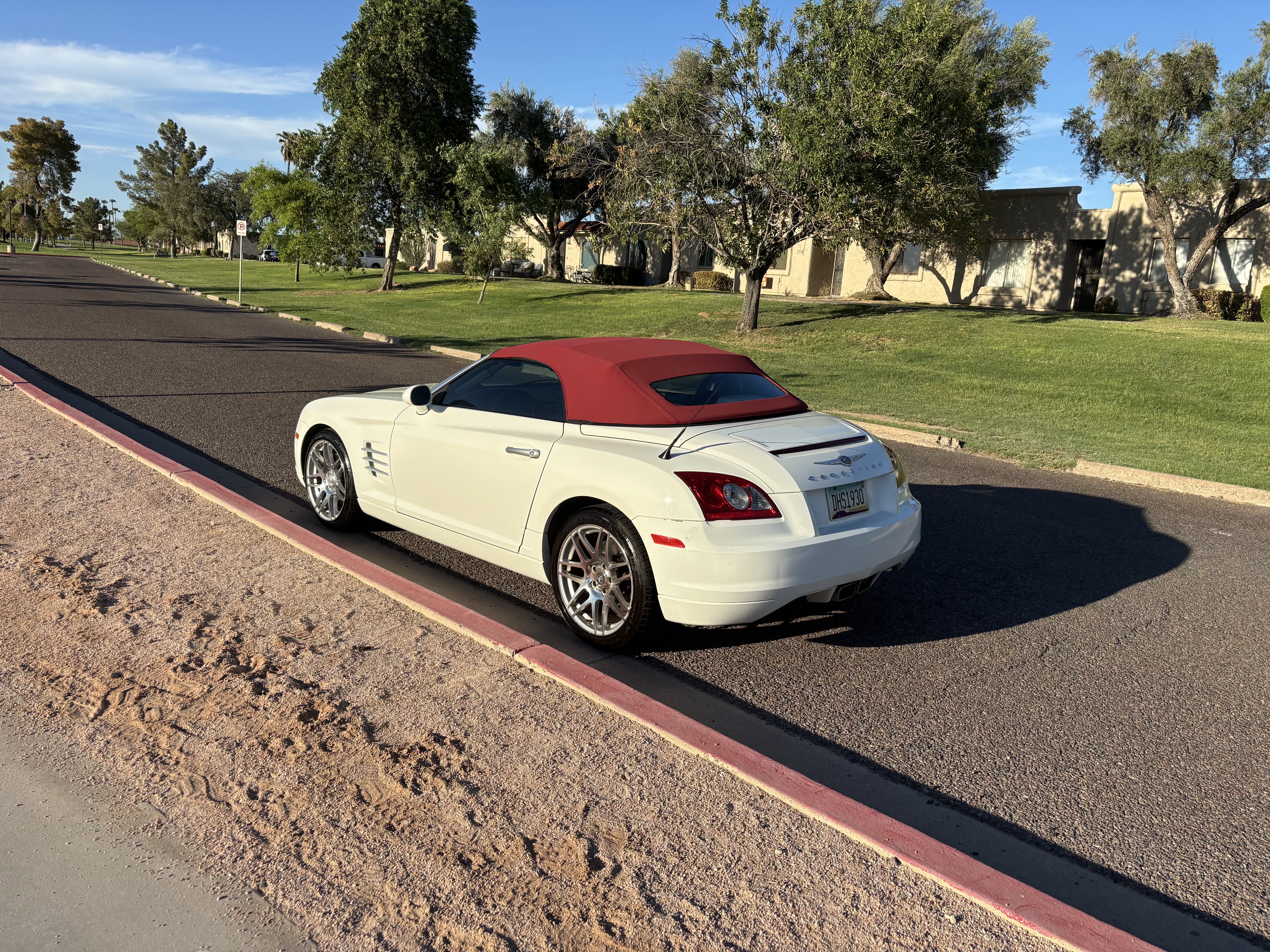 Used 2006 Chrysler Crossfire Limited RWD image 11
