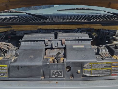 Used 2000 Ford E-350 and Econoline 350 Super Duty RWD image 4