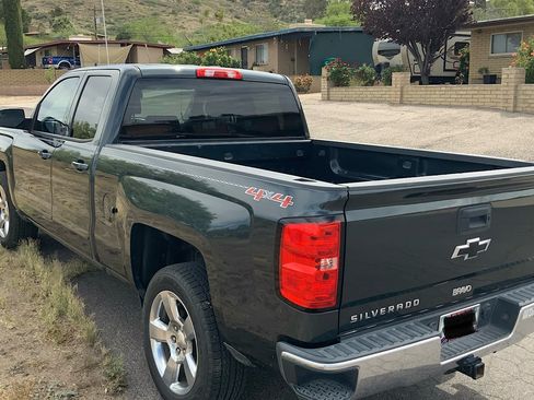 Used 2017 Chevrolet Silverado 1500 LT w/ All Star Edition AWD/4WD image 8