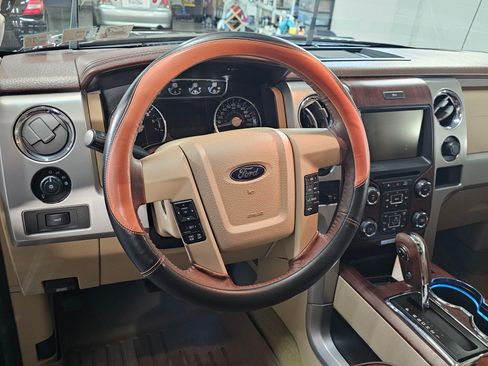 Used 2013 Ford F150 King Ranch w/ King Ranch Luxury Pkg image 20
