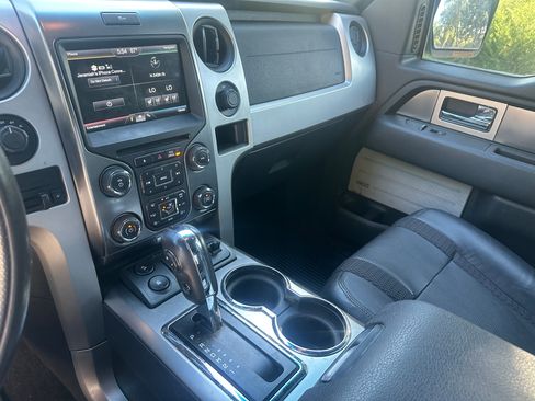 Used 2014 Ford F150 Raptor w/ Equipment Group 801A Luxury AWD/4WD image 19