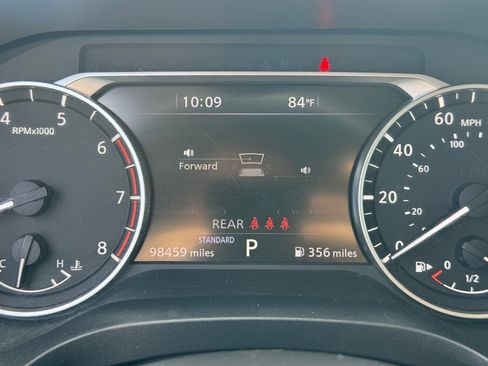Used 2022 Nissan Rogue SL w/ SL Premium Package FWD image 9