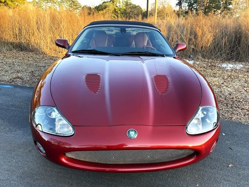 Used 2004 Jaguar XK8 R Convertible 2D image 9