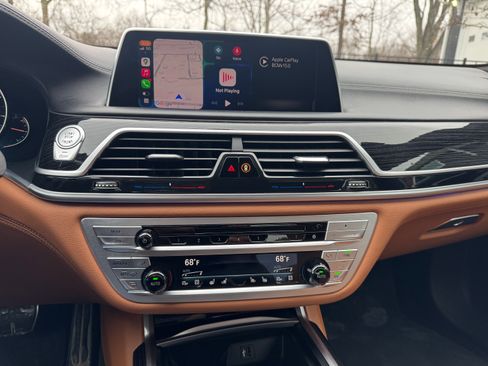 Used 2019 BMW 740i xDrive w/ Executive Package image 21