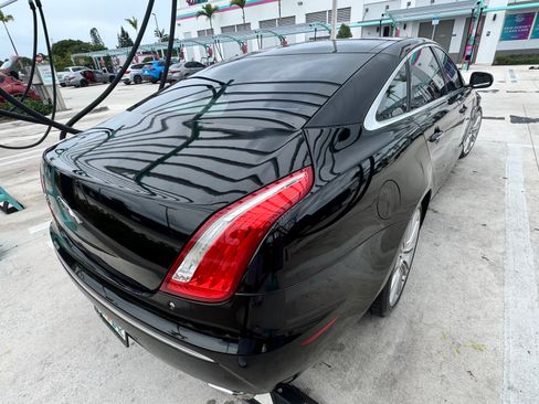 Used 2012 Jaguar XJ L Supercharged image 3