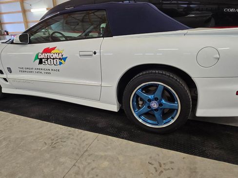 Used 1999 Pontiac Firebird Trans Am image 27