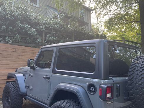 Used 2022 Jeep Wrangler Sport AWD/4WD image 12