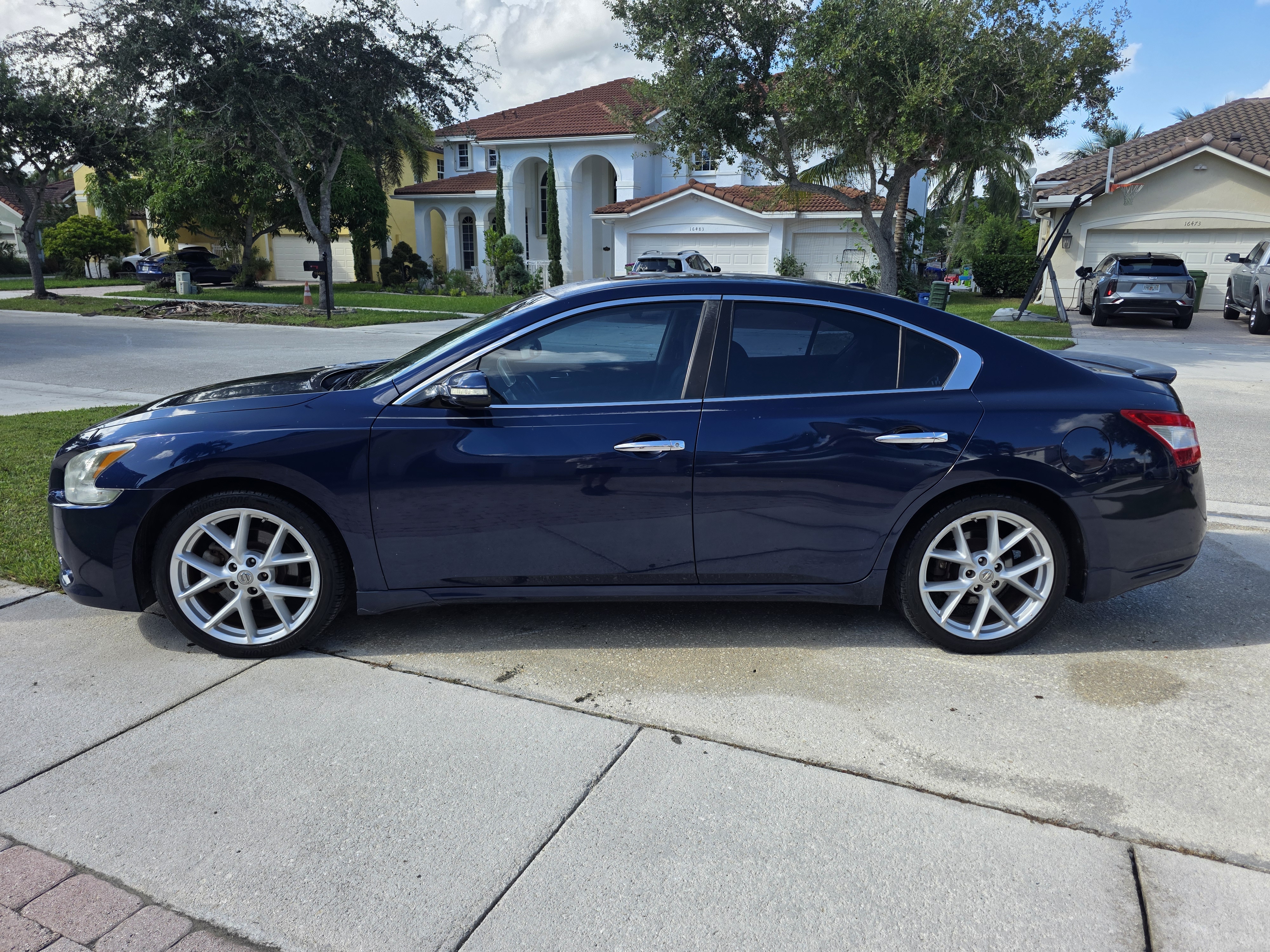 Used 2009 Nissan Maxima 3.5 SV w/ Sport Pkg FWD image 10