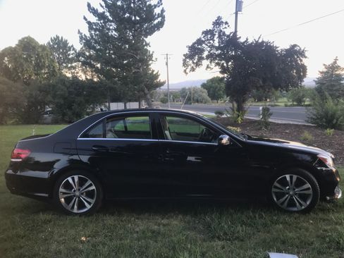 Used 2015 Mercedes-Benz E 350 4MATIC Sedan image 18