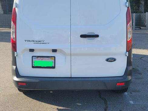 Used 2017 Ford Transit Connect XL image 17