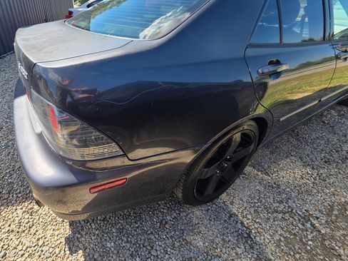Used 2002 Lexus IS 300 w/ Power & Ecsaine Pkg RWD image 16