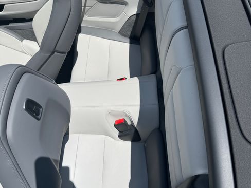 Used 2025 Porsche 911 Carrera 4 GTS image 20