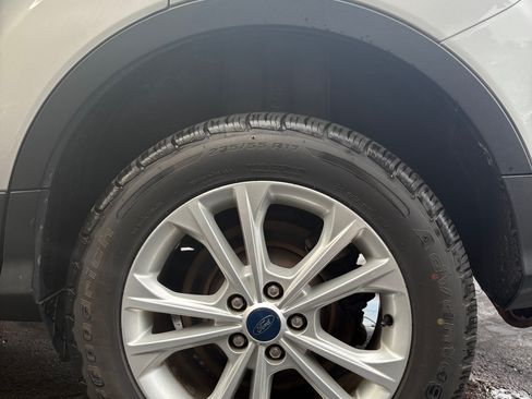 Used 2019 Ford Escape SE AWD/4WD image 15