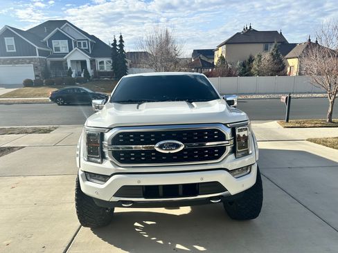 Used 2021 Ford F150 Platinum image 4