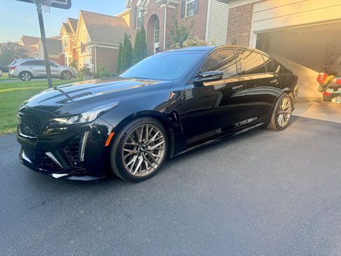 Used 2022 Cadillac CT5 V Blackwing RWD image 1
