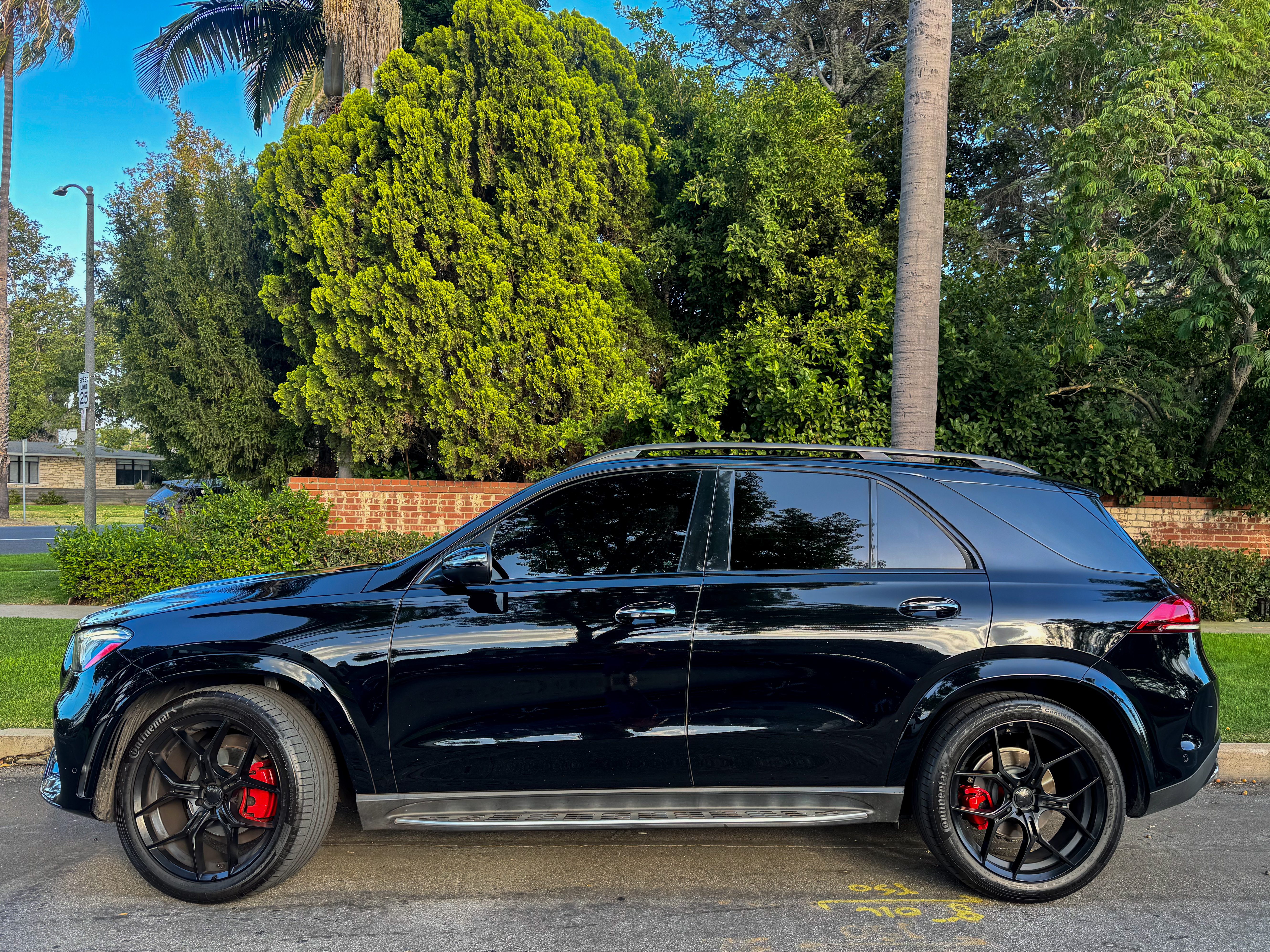 Used 2022 Mercedes-Benz GLE 350 image 2
