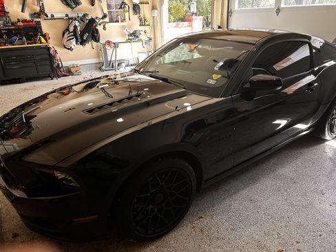 Used 2014 Ford Mustang GT Premium w/ GT Track Package image 11