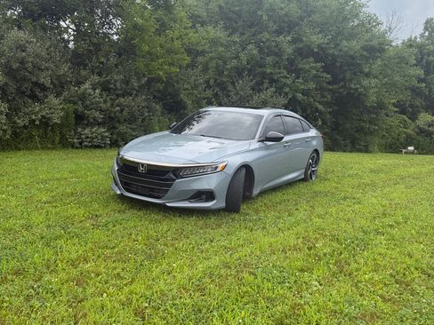 Used 2022 Honda Accord Sport image 12