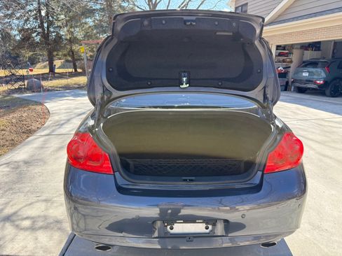 Used 2011 INFINITI G37 x Sedan w/ Premium Pkg image 13