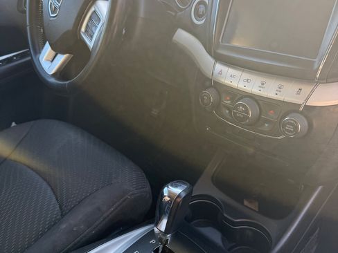 Used 2014 Dodge Journey SXT w/ Quick Order Package 28C image 16